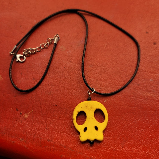 Skull Necklace Yellow